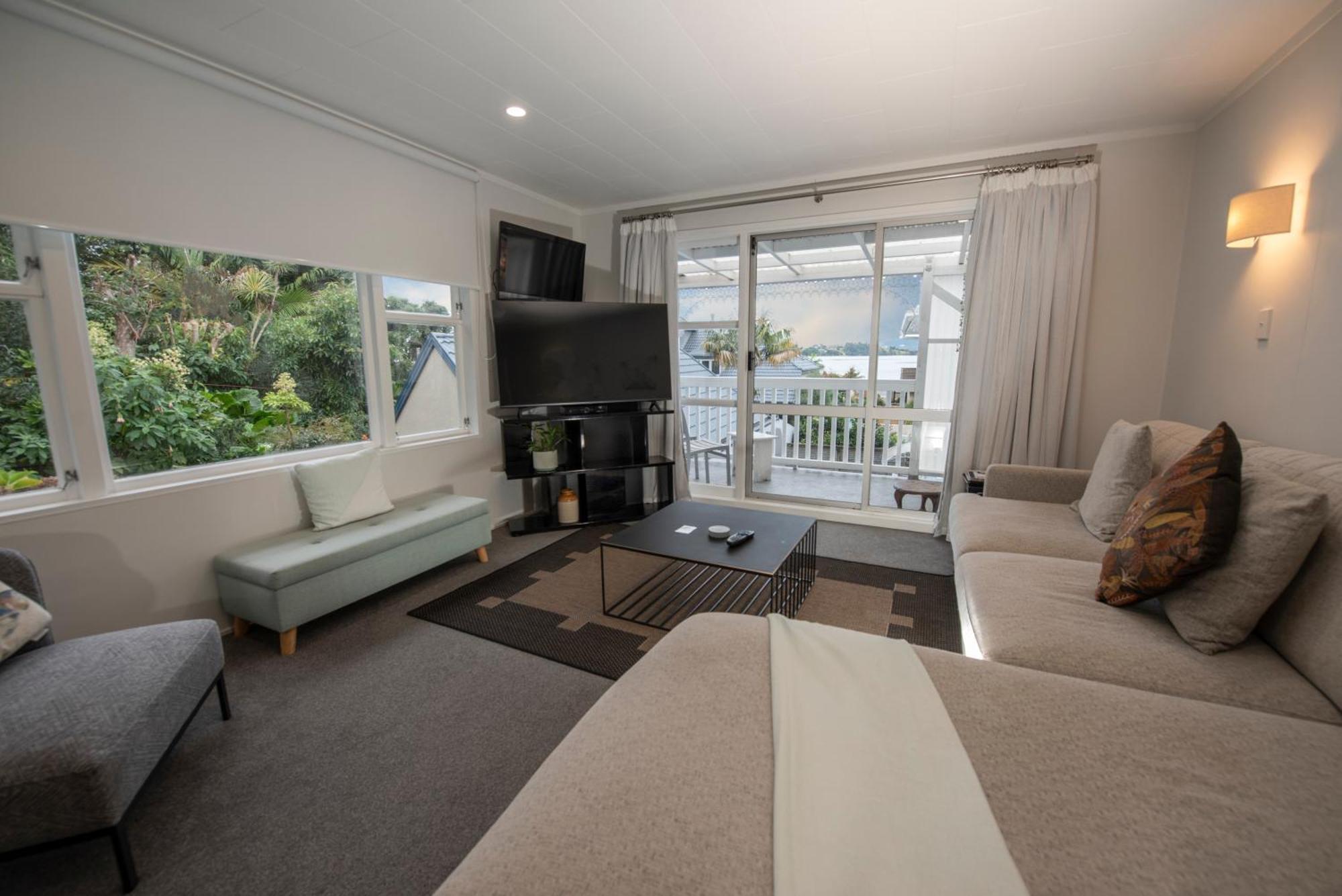 Harbour View Motel And Waterfront Apartments Tauranga Exterior foto